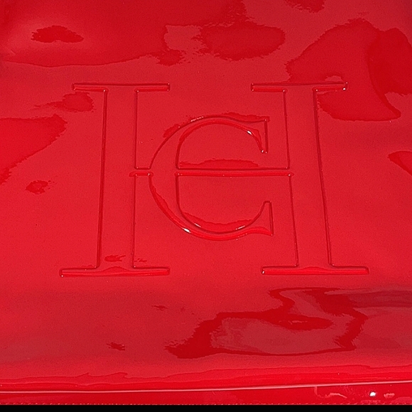 β€NWT Pretty in Red Schick Carolina Herrera Gloss Tote 12*20.5" - Picture 7 of 11